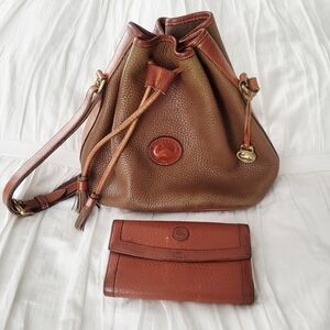 Vintage Dooney & Bourke Pebble Leather Drawstring Bucket Shoulder Bag + Wallet